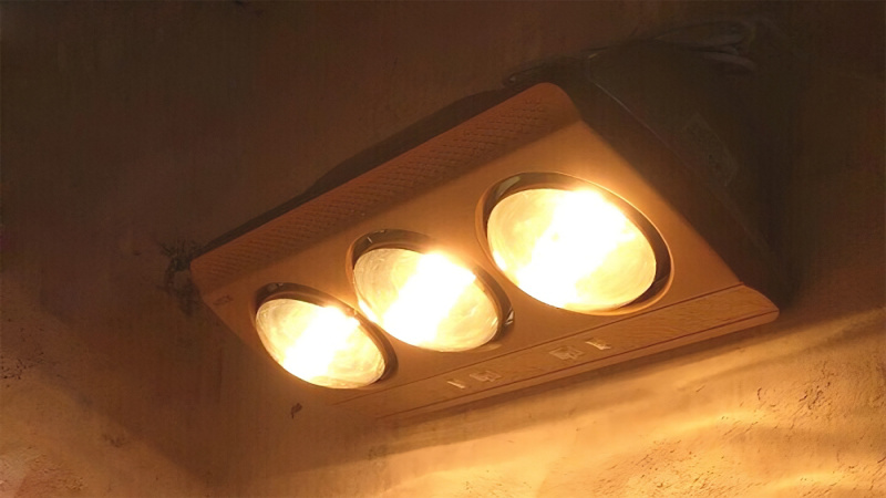 An toàn khi sử dụng đèn sưởi trong phòng